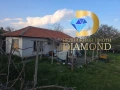 Едноетажна къща в село Бял извор, общ. Опан, снимка 1