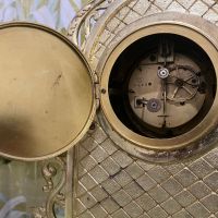 Каминен часовник,антика в стил Louis XV - бронз, емайл, позлатен - 1940-1950 г., снимка 10 - Стенни часовници - 45354654