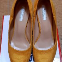 Обувки-цвят горчица, снимка 1 - Дамски обувки на ток - 45447843