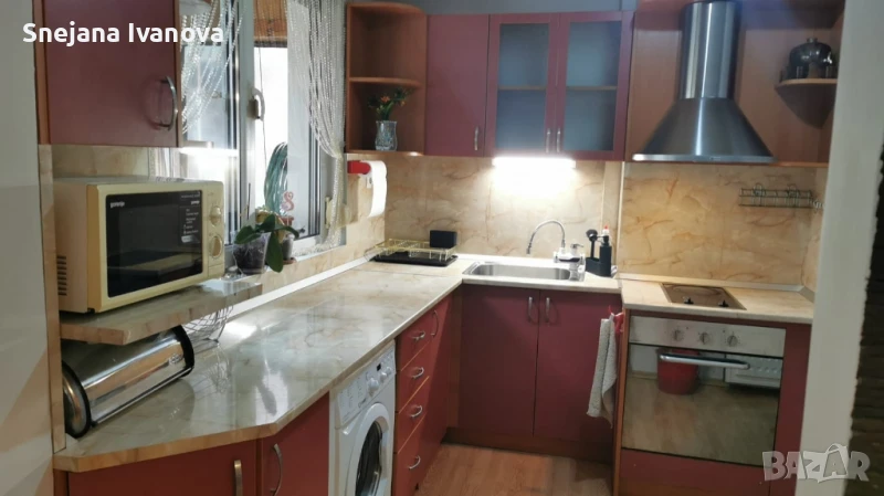 Под наем двустаен апартамент топ център Алана, снимка 1