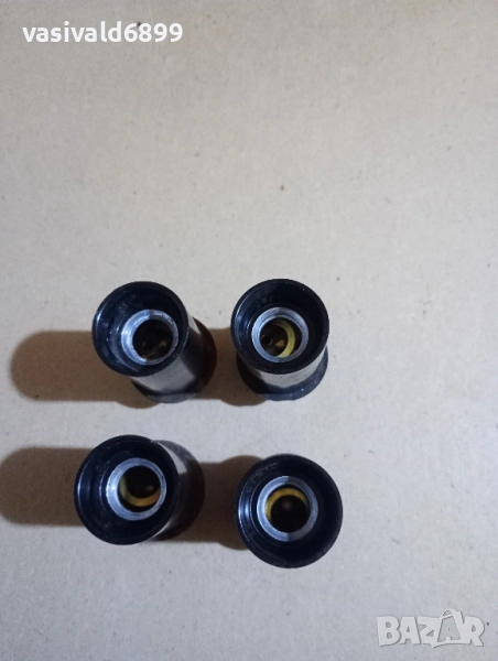 Четири броя фасунги на Е 14, снимка 1