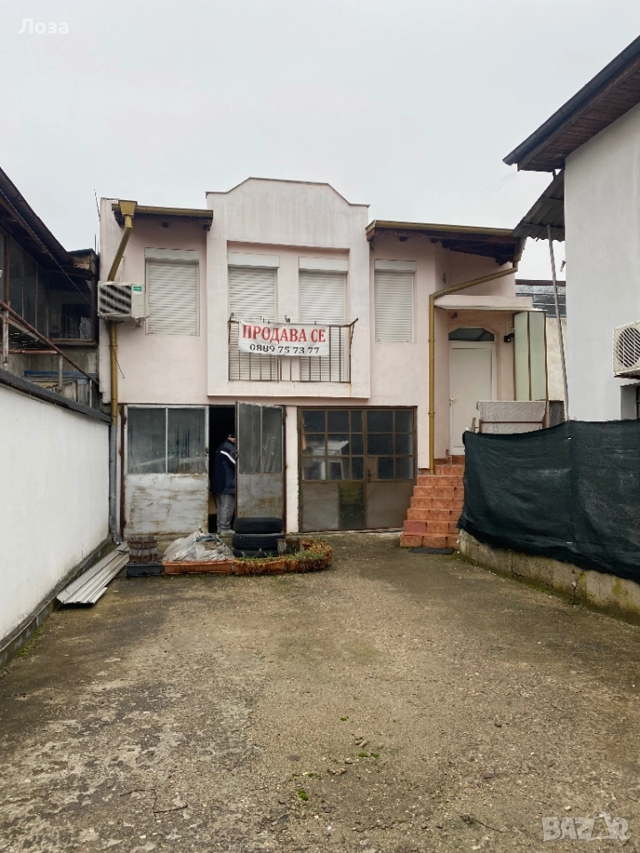 Офис самостоятелна сграда 100 кв.м., снимка 1