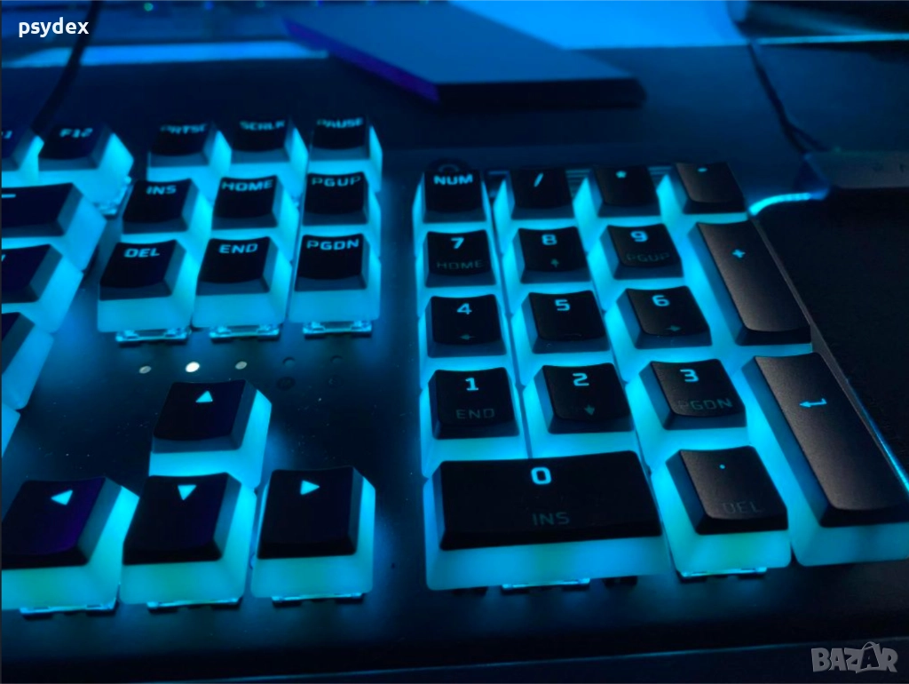 Razer BlackWidow - зелени суичове + HyperX Pudding капачки, снимка 1