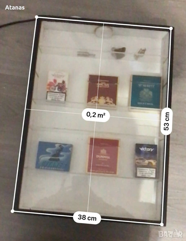 Ръчно изработена дървена витрина, снимка 1