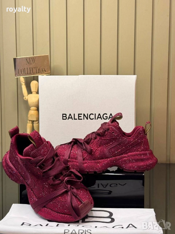 Balenciaga НА ЕДРО Червени Дамски Маратонки С Камъни 8 Бр. , снимка 1