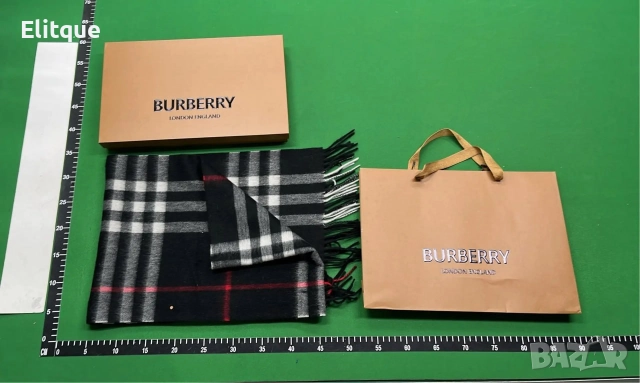 шалове Burberry , снимка 3 - Шалове - 52720846