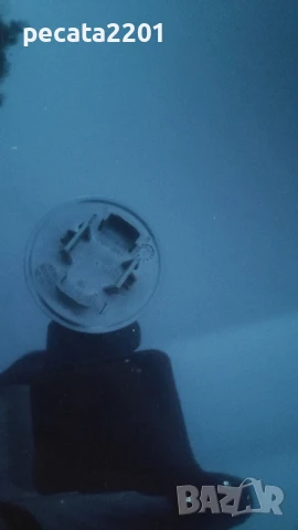 Продавам - оригинална черна емблема за преден капак на Mercedes GLS, A class 2020-2025 г., снимка 2 - Части - 51305331