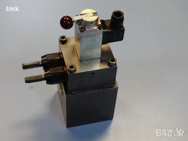 Хидравличен клапан Hoerbiger Hydraulik SK90526.2A hydraulic valve 12V, снимка 7 - Резервни части за машини - 49771545