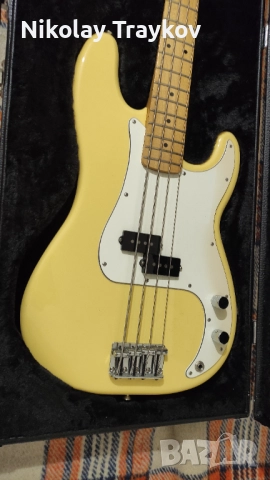 Бас китара Fender Player Precision MN + оригинален дървен куфар, снимка 2 - Китари - 52957479