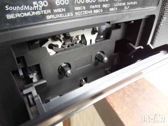 HITACHI TRK-60 ..., снимка 9 - Радиокасетофони, транзистори - 53581361