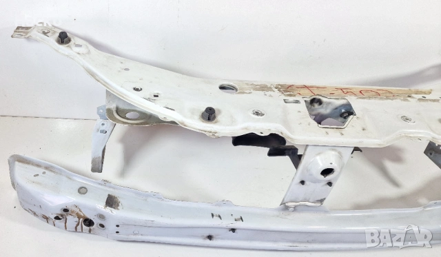 Очиларка Преден Панел Греда Предна Броня Dacia Dokker Дачиа Докер, снимка 2 - Части - 53966298