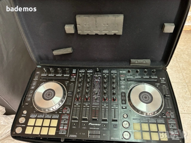Конзола Pioneer DDJ SX2, снимка 3 - Аудиосистеми - 53582442