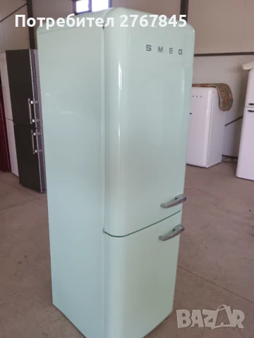 Хладилник SMEG, снимка 2 - Хладилници - 50532791