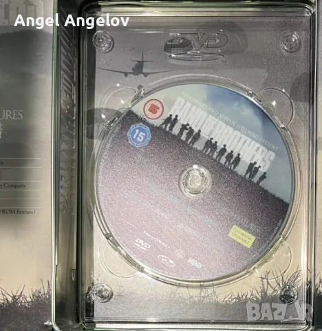 Band of Brothers (DVD, 2002, 6-Disc Set) in Metal Tin  с български субтитри , снимка 5 - DVD филми - 49238877