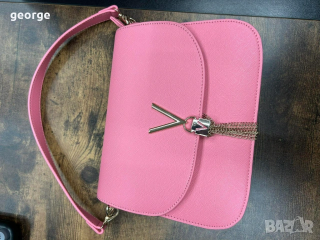 Дамска чанта Valentino - нова, снимка 4 - Чанти - 53510637