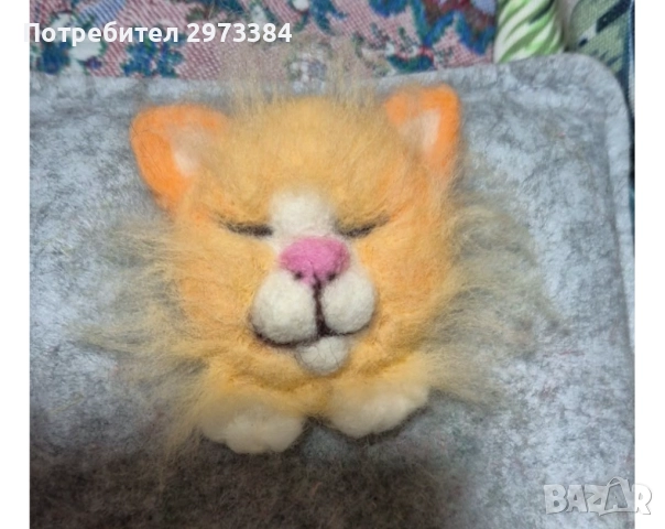 Ръчно изработено лъвче от вълна