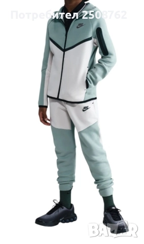Nike Tech fleece оригинален комплект , снимка 10 - Детски анцузи и суичери - 51654345