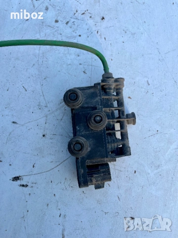 Клапан въздушно окачване Рейндж Роувър Range Land Rover Sport L320