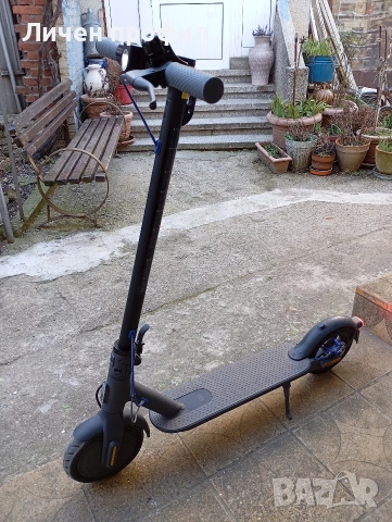 Xiaomi MI 3 Electric Scooter (електрическа тротинетка), снимка 2 - Скейтборд, ховърборд, уейвборд - 53747310