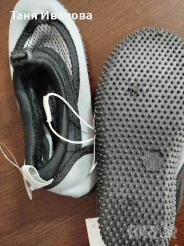 Продавам детски акваобувки , снимка 2 - Детски джапанки - 54246134