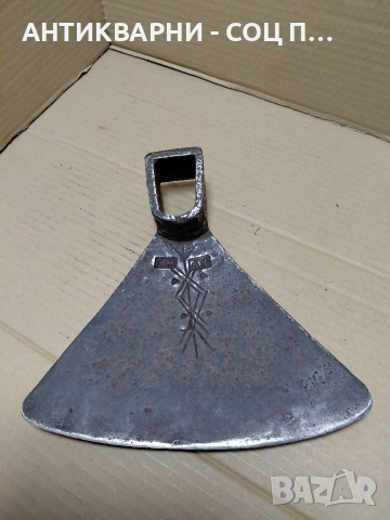 Соц Стара Ръчно Кована Мотика 1.400кг. НОМЕР 1630., снимка 2 - Антикварни и старинни предмети - 54168953