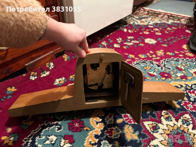 Настолен часовник, снимка 3 - Антикварни и старинни предмети - 53075933