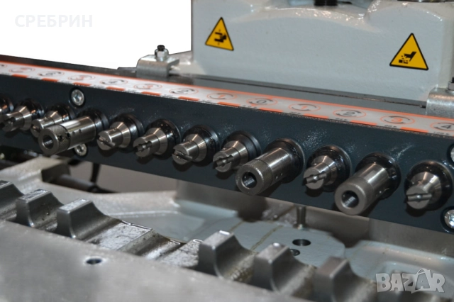 Чисто нова италианска многошпинделна с 21 свредела, FAHD, снимка 6 - Други машини и части - 52299882