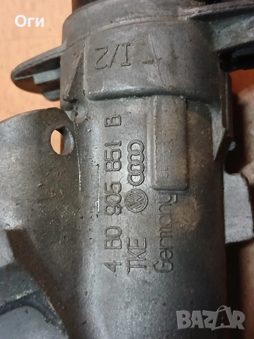 Контактен ключ за Фолксваген Пасат В5 4 B0 905 851 B, снимка 3 - Части - 54206230