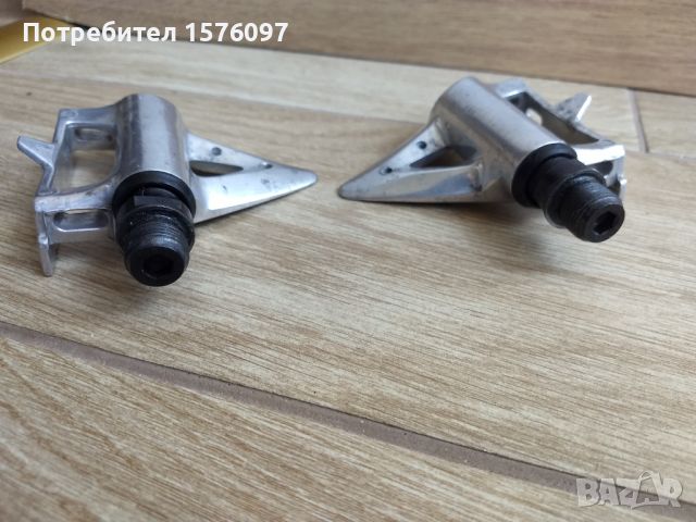 Японски педали автомат Shimano 105 / PD-1050, снимка 4 - Части за велосипеди - 46022792