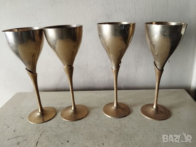 Четири посребрени месингови чаши, снимка 1 - Други ценни предмети - 45693760
