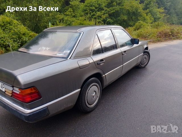 Мерцедес 124 , снимка 6 - Автомобили и джипове - 46801223