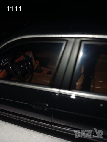 bmwE38 1/18, снимка 2 - Колекции - 53582565