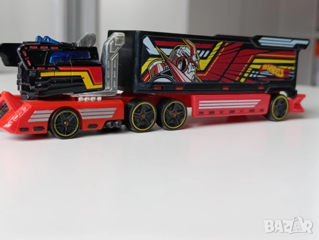 🚀 Hot Wheels Galactic Express – колекционерска рядкост! 🚛🔥, снимка 3 - Колекции - 51907531