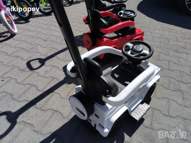 MERCEDES Кола за яздене с дръжка Mercedes-benz G350d, снимка 11 - Детски велосипеди, триколки и коли - 53849651