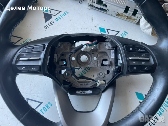 Кожен волан с подгрев 56110J9790UN5 от Hyundai Kona 1.6 CRDi e-VGT AWD, двигател D4FE, 136 кс., 4x4, снимка 2 - Части - 50939227