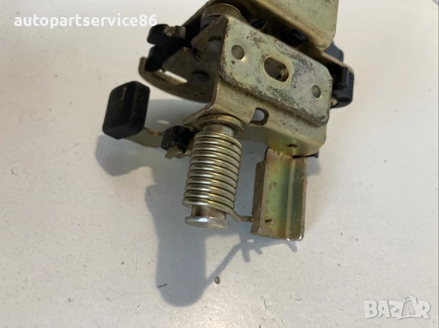 Заден механизъм за заключване на задната врата за Jeep Grand Cherokee (2006), снимка 2 - Части - 53509803