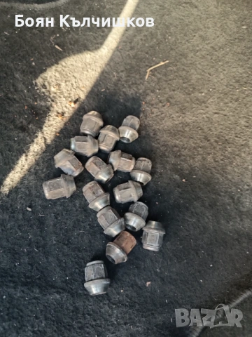 Гуми с джанти 195/60/15 4x114,3 включително и оригинални болтове, снимка 14 - Автомобили и джипове - 53822308