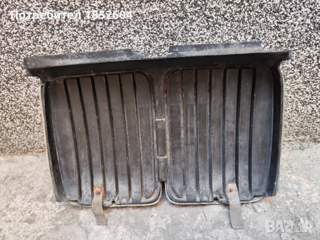 Решетки "бъбреци" БМВ Е30, снимка 5 - Части - 51582840