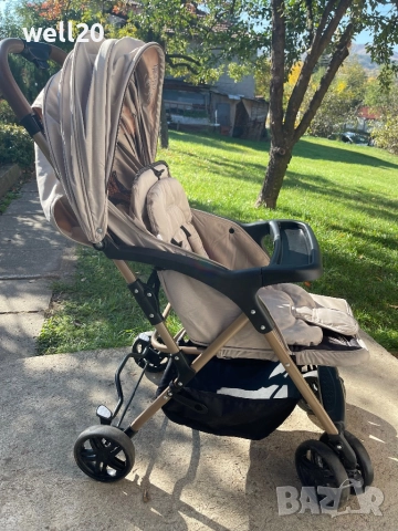 Бебешка количка Chipolino April 