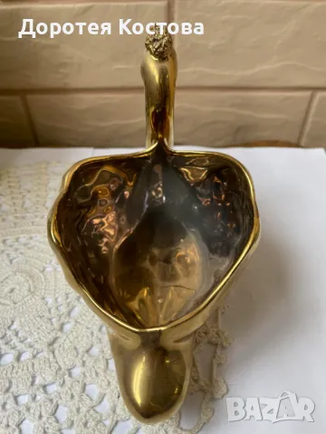 Красив позлатен порцеланов лебед от Англия , снимка 6 - Антикварни и старинни предмети - 49743060