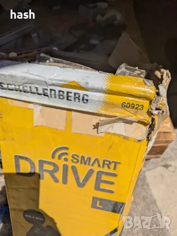 Задвижване за гаражнa вратa Schellenberg Smart DRIVE L 600 N 2 ръчни предавателя 2-канални порти до , снимка 9 - Други - 46886530