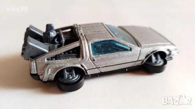 Hot Wheels DeLorean DMC 12 From Back To The Future, снимка 5 - Колекции - 47225854