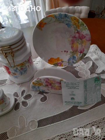 50€ БУТИКОВИ ОТ ПОРЦЕЛАН ИТАЛИАНСКИ КУХНЕНСКИ АКСЕСОАРИ РАЗГЛЕДАЙТЕ ГИ, снимка 3 - Аксесоари за кухня - 53431723