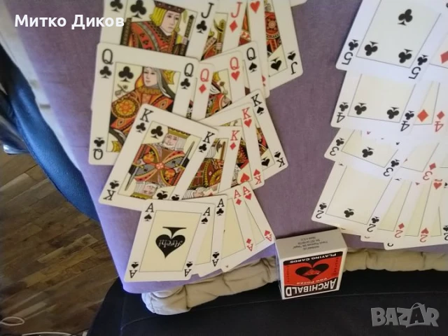 Покер карти маркови Арчибалд пластик 52 броя 87х62мм нови, снимка 12 - Карти за игра - 51006210