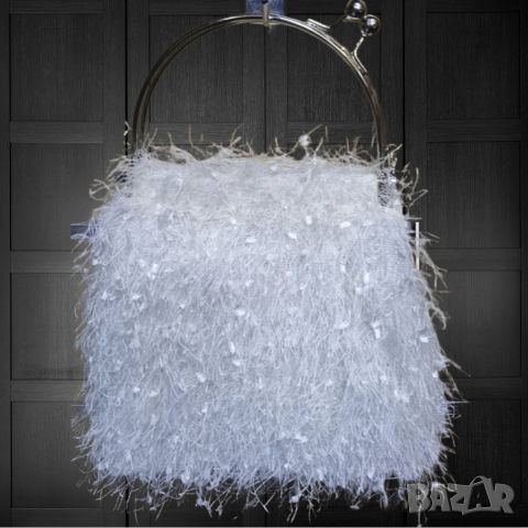 Атрактивна дамска текстилна чанта с кръгли дръжки, снимка 3 - Чанти - 46411376