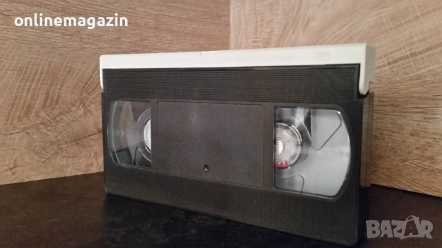 Видеокасета " Семейство Джетсън " VHS, снимка 4 - Други жанрове - 54100043