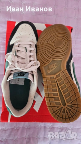 Спортни обувки Nike, снимка 4 - Маратонки - 53956630