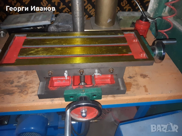 Кръстата маса за бормашина