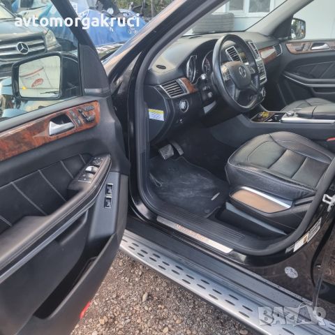 Mercedes-Benz GL550 AMG packet, снимка 11 - Автомобили и джипове - 45471594