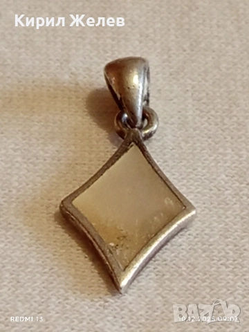 Сребърна ромбовидна висулка с инкростация седеф нежна елегантна 52393, снимка 5 - Колиета, медальони, синджири - 52717539